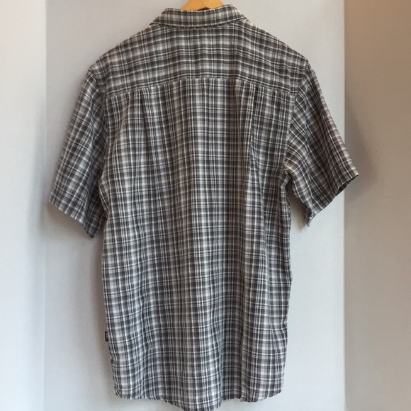The North Face men’s shirt medium plaid - Picture 5 of 8